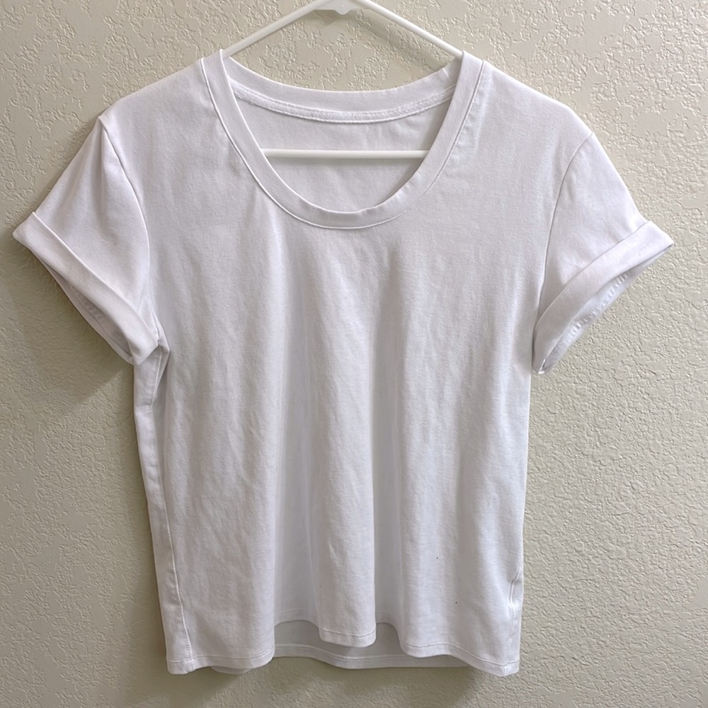 UMI White T-Shirt - Size M